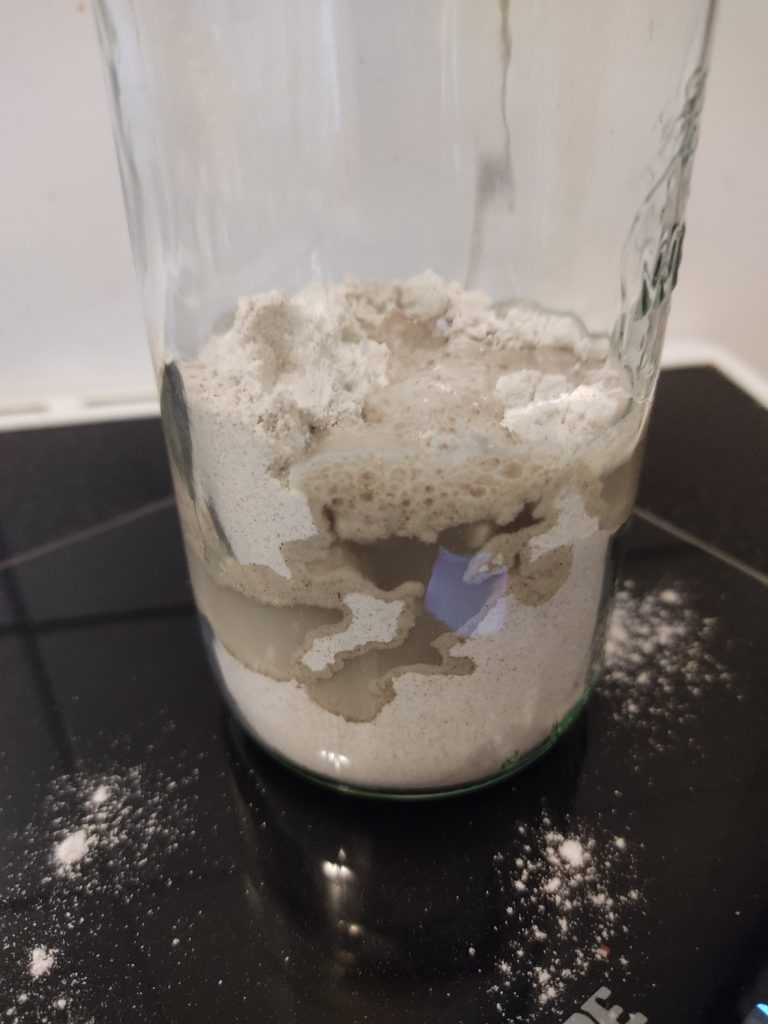 Sauerteig auffrischen