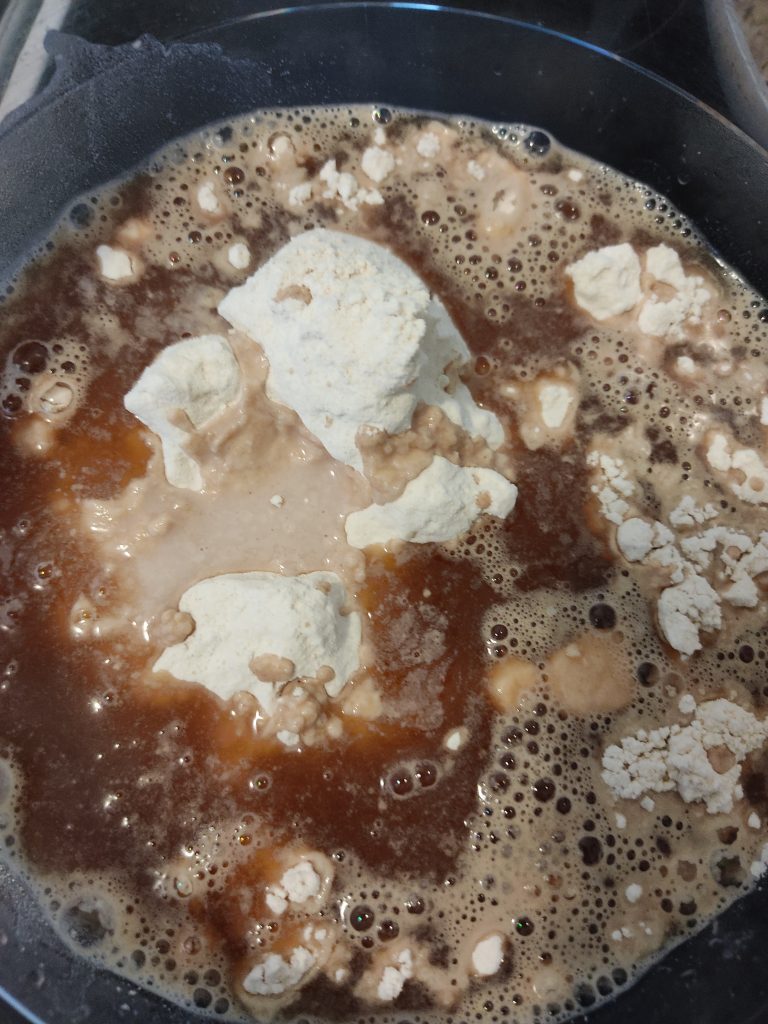 Pouliche mit Kaffee