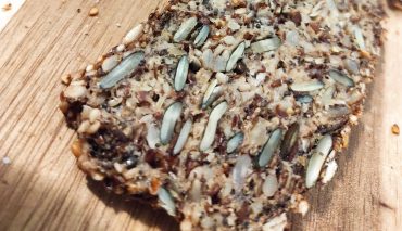 Saaten-Nuss-Brot Scheibe